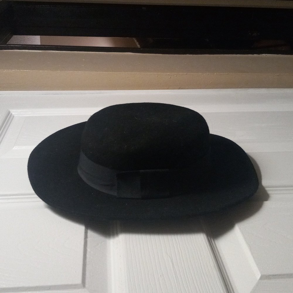 Vintage 100% Wool Black Hat
